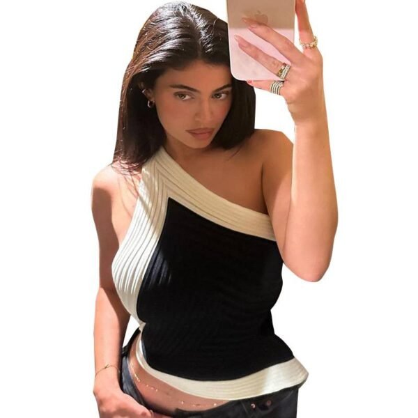 Women's Single Shoulder Asymmetric Kink Design Black Top - Image 2