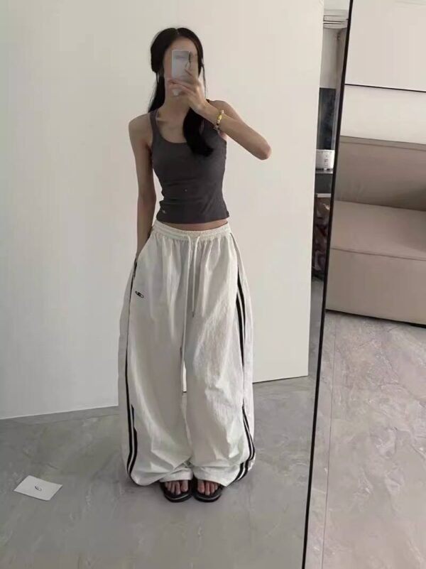 White Striped Joggers Women Wide Leg Sports Pants Hip Hop Casual Sweatpants High Waist Trousers Vintage Loose Embroidery Kpop Y2k